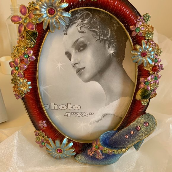 Shiny Flower and High Heels Photo Frame for 4"x6" - Picture 2 of 6